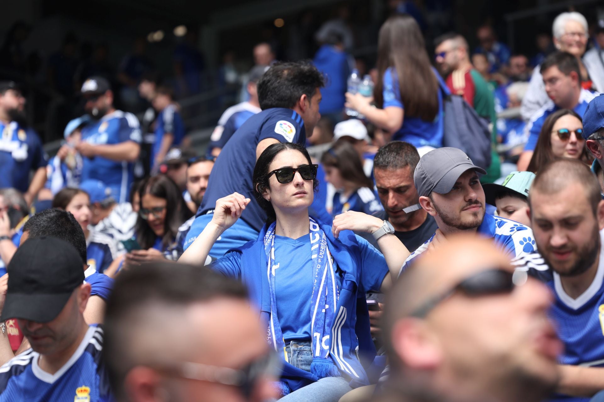 ¿Estuviste en el Real Oviedo - Zaragoza? ¡Búscate en las fotos!