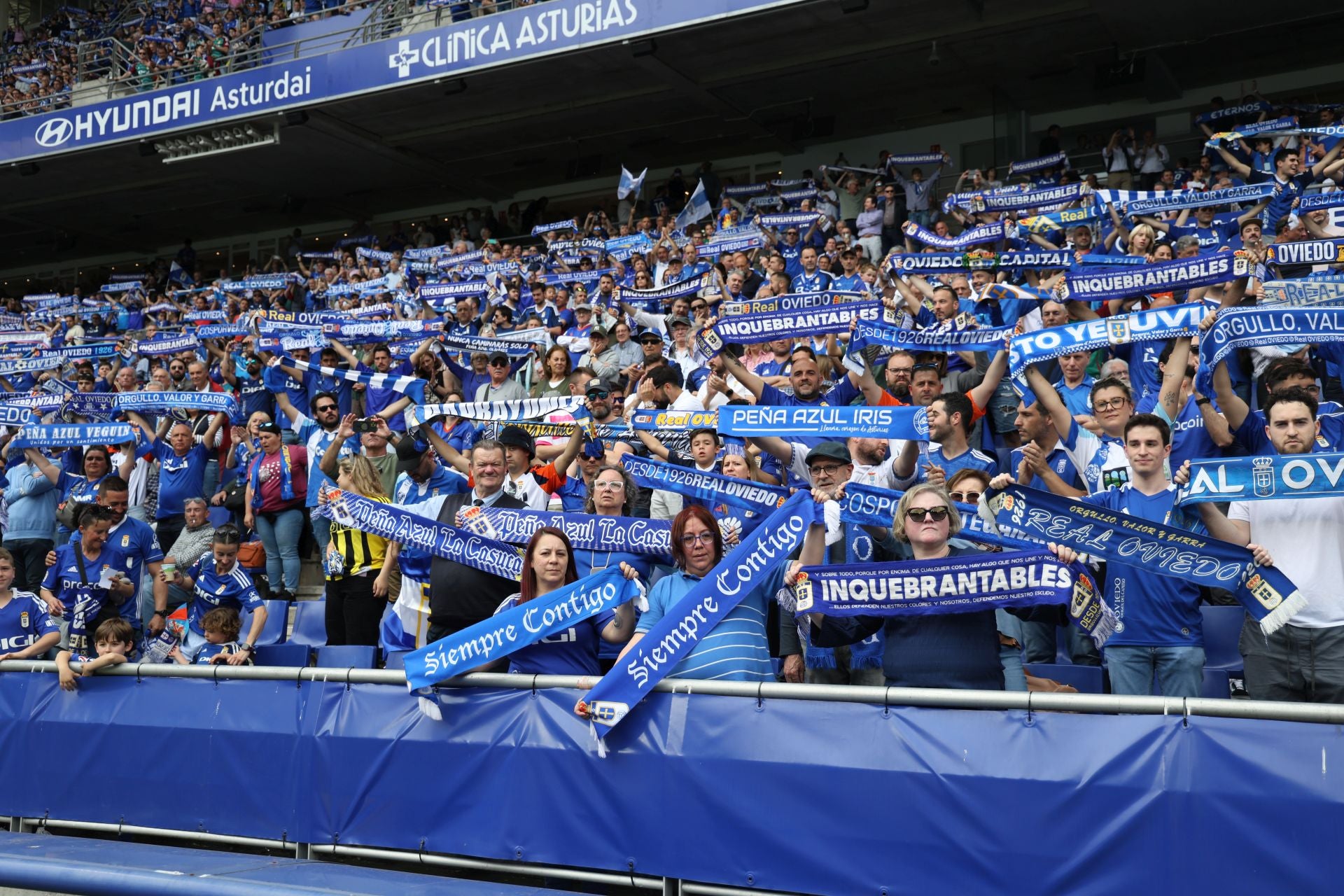 ¿Estuviste en el Real Oviedo - Zaragoza? ¡Búscate en las fotos!