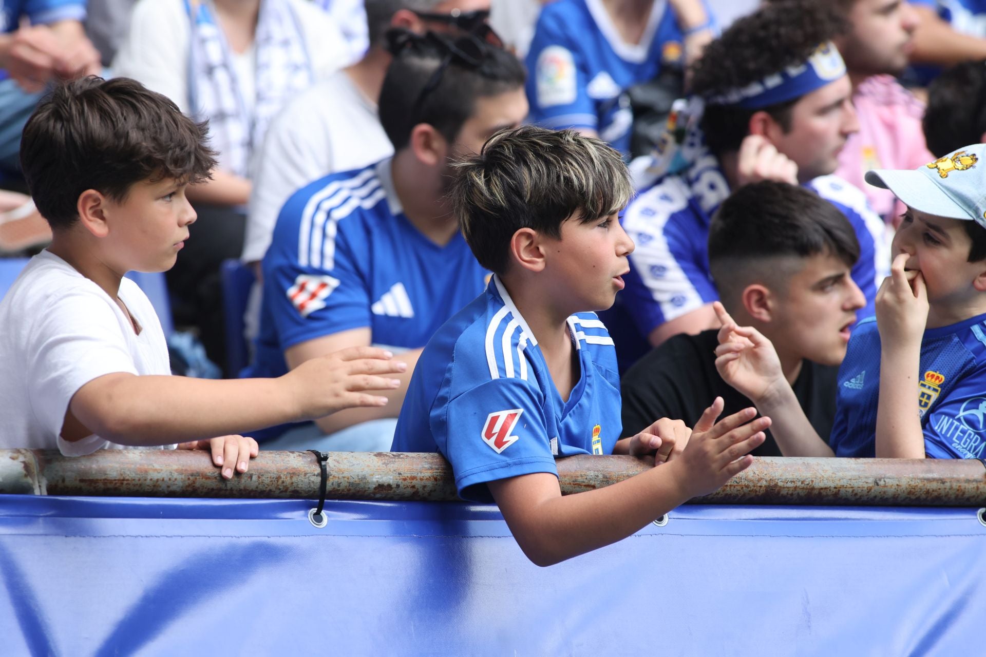 ¿Estuviste en el Real Oviedo - Zaragoza? ¡Búscate en las fotos!