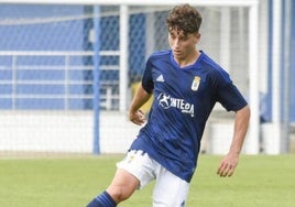 Joel Giraldo González durante su temporada en el Real Oviedo.
