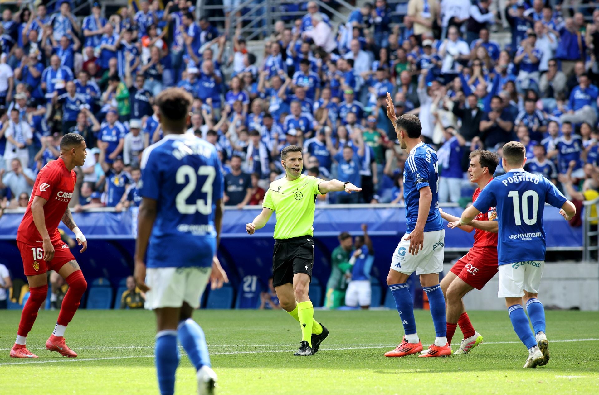 Las mejores imágenes del Real Oviedo 1-0 Real Zaragoza