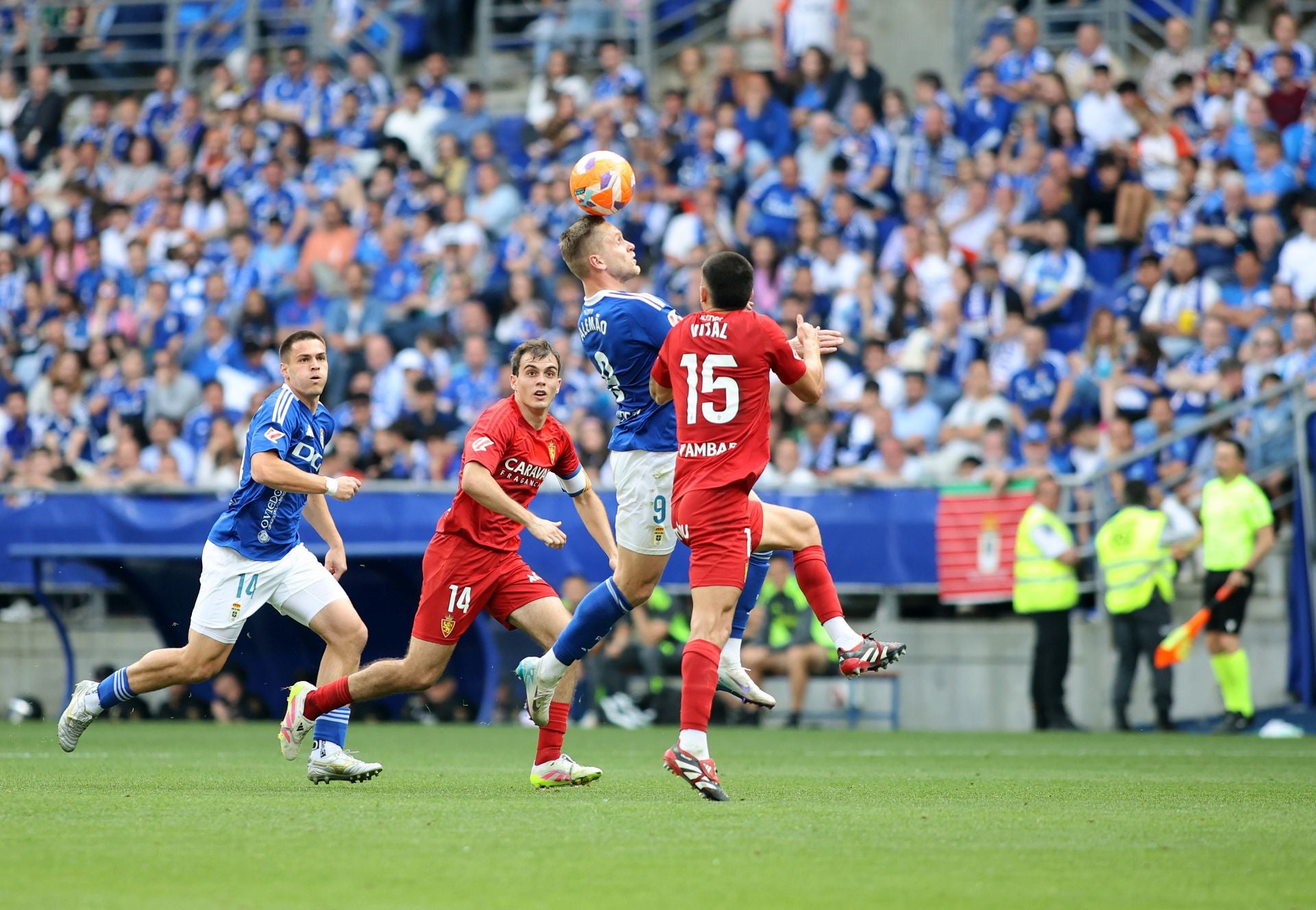 Las mejores imágenes del Real Oviedo 1-0 Real Zaragoza