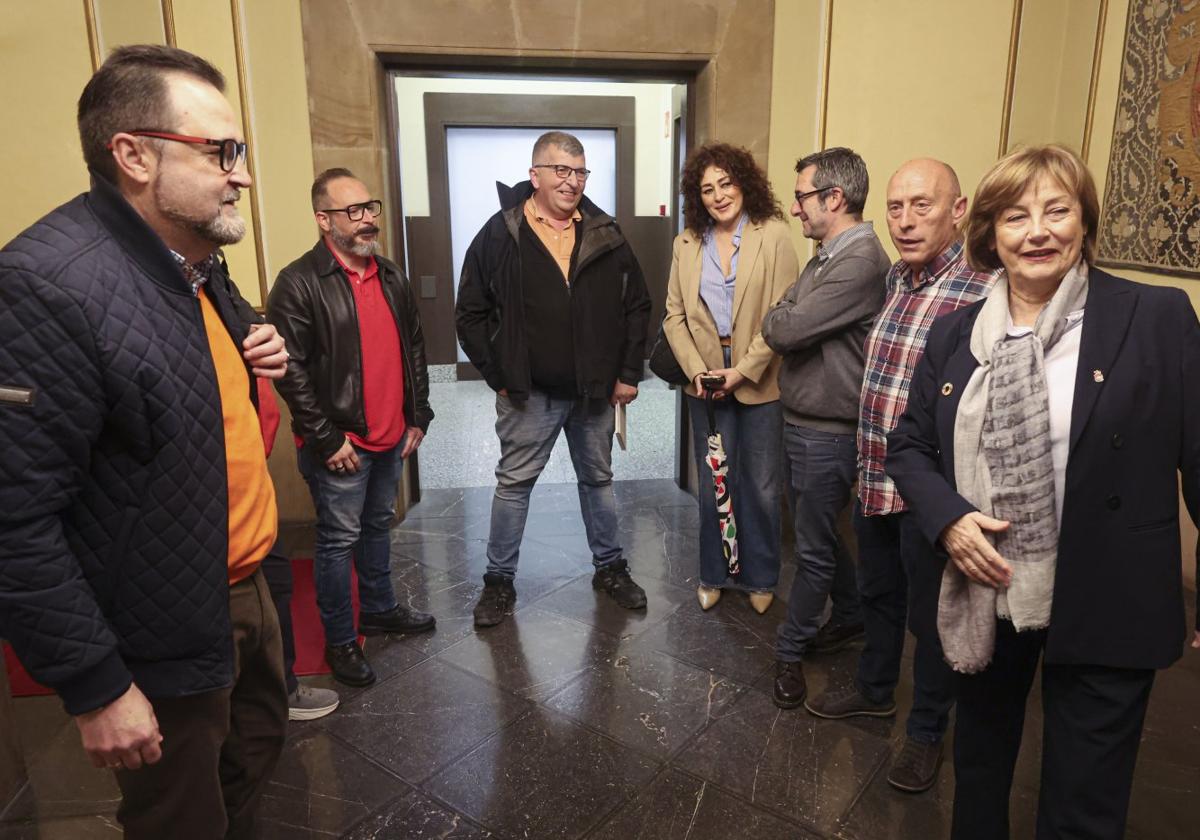 José Manuel Rodríguez Baltar inició con la alcaldesa de Avilés, Mariví Monteserín, la ronda para presentar a la nueva dirección de CC OO.