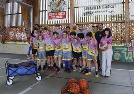Baloncesto heroico con pimientos en Cimavilla