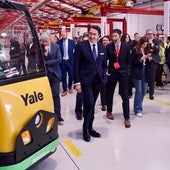 Pedro Luis Fernández pronuncia su discurso en la inauguración de la planta de refabricación de maquinaria industrial más grande de Europa.