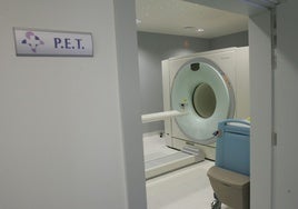 El equipo de radiodiagnóstico por emisión de positrones que el Hospital de Jove estrenó en 2009.