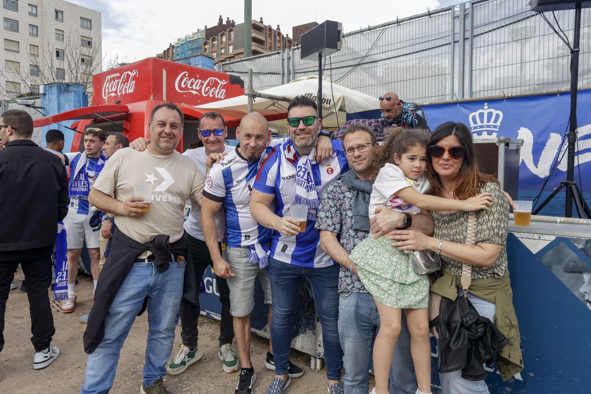 Rubén, Jose, Daniel, Jorge, Javier, Ana Belén y Cris. 