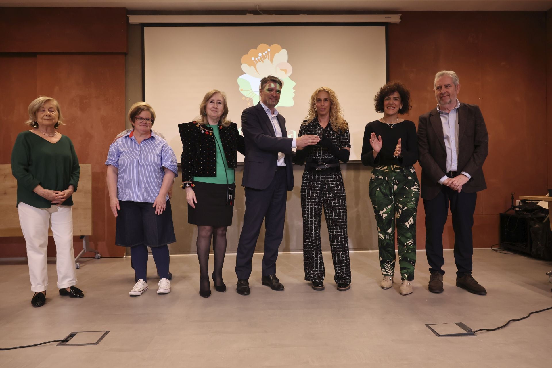 El comercio de Mieres premia a sus tiendas más ilustres