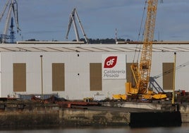 Instalaciones de 'El Tallerón' de Duro Felguera, en Gijón.