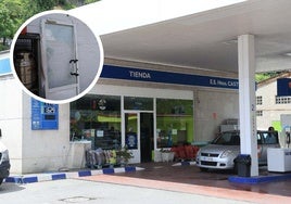 Los delincuentes reventaron la puerta de esta gasolinera de Mieres, como se puede ver en la imagen.