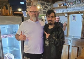 Fernando y Salva, ya juntos, en La Molinuca.