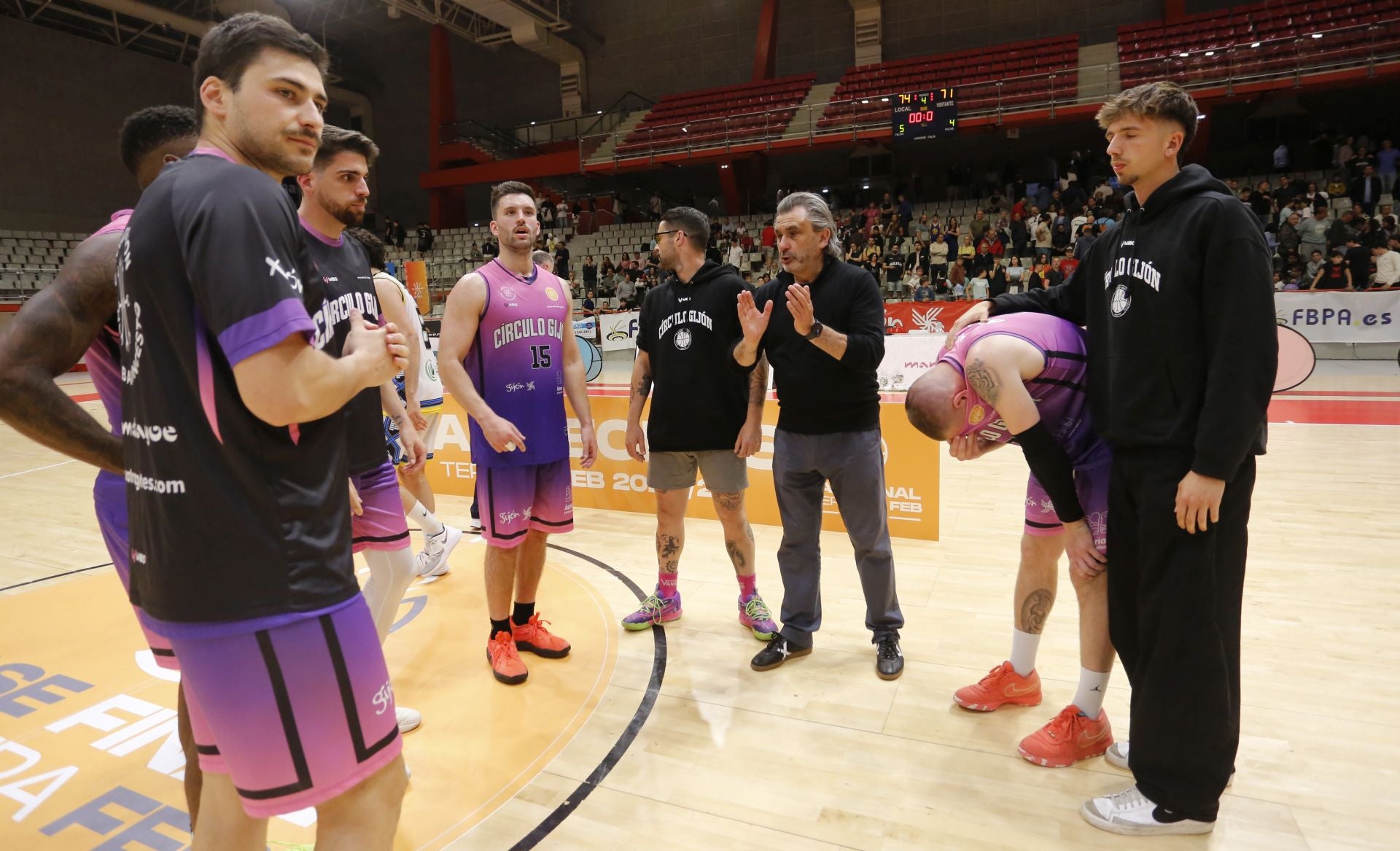 Las mejores imágenes del Círculo Gijón Noega Baloncesto - Sercomosa Molina Basket