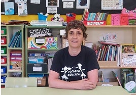 Lucía Vega, maestra del colegio San Bartolomé, de Nava.