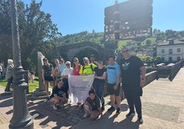 Parte del grupo que participó en la segunda jornada de marcha a Covadonga.