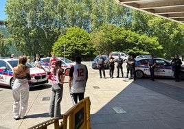 Una invasión de cancha en la fase de ascenso a Segunda FEB obliga a la Policía Local de Gijón a intervenir