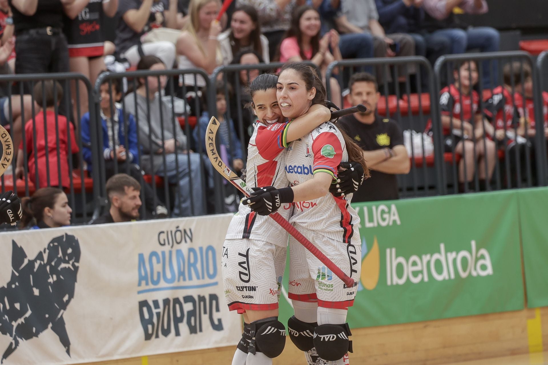 El Telecable, a un paso de la Liga: las mejores fotos de la victoria frente al Vila-Sana