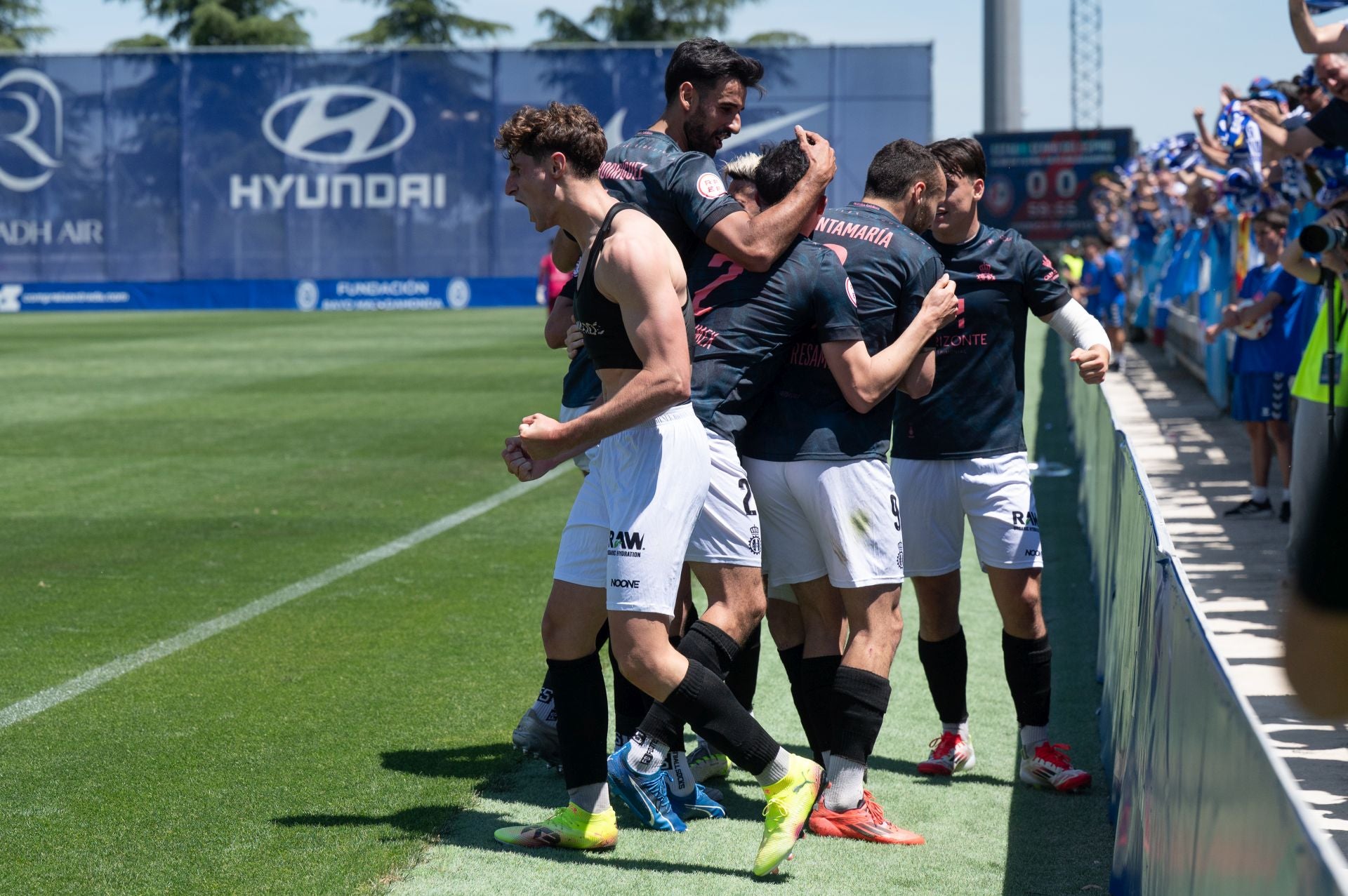Las mejores fotos del Rayo Majadahonda - Real Avilés