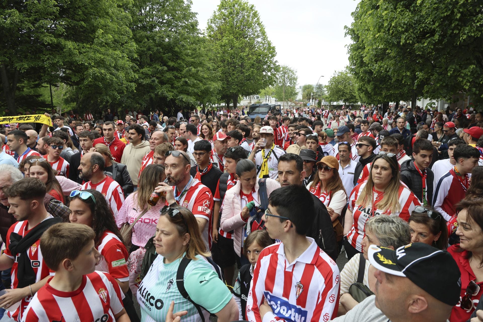 Sporting de Gijón - Cartagena: despedida a la temporada y a un inolvidable Cote, en imágenes