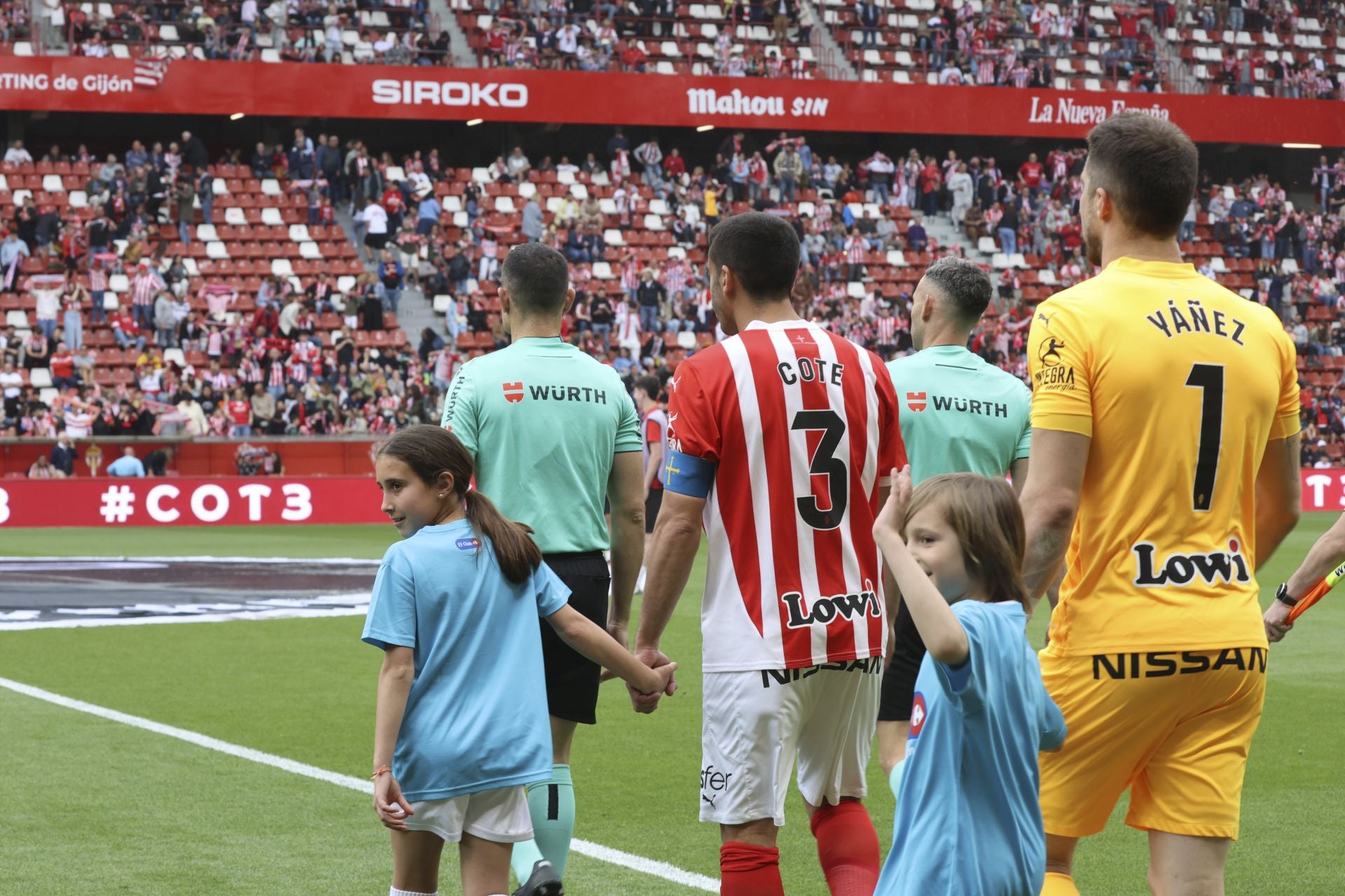 Sporting de Gijón - Cartagena: despedida a la temporada y a un inolvidable Cote, en imágenes