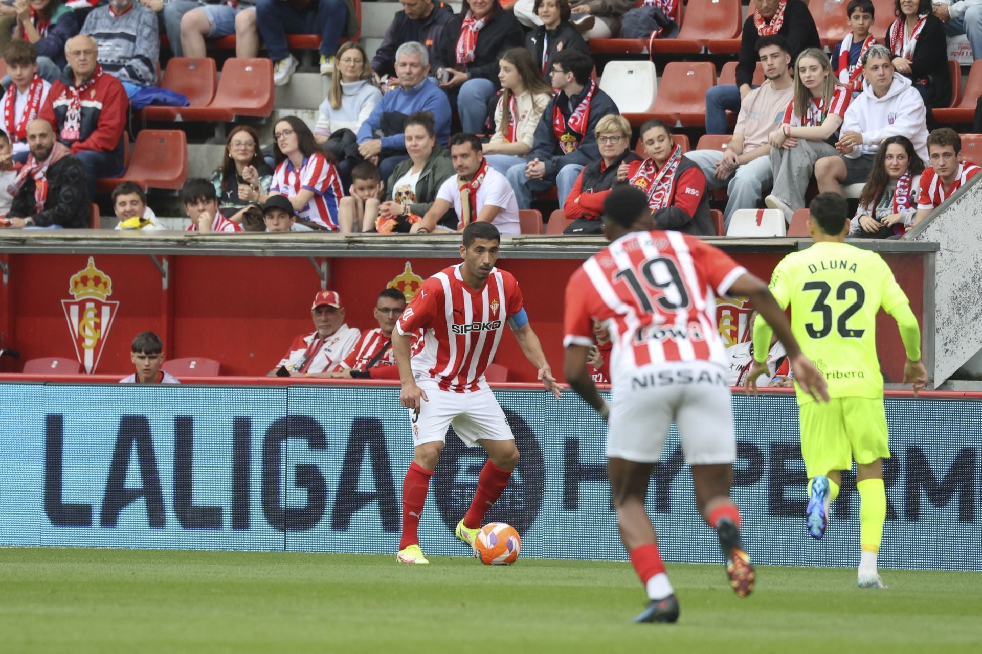 Sporting de Gijón - Cartagena: despedida a la temporada y a un inolvidable Cote, en imágenes