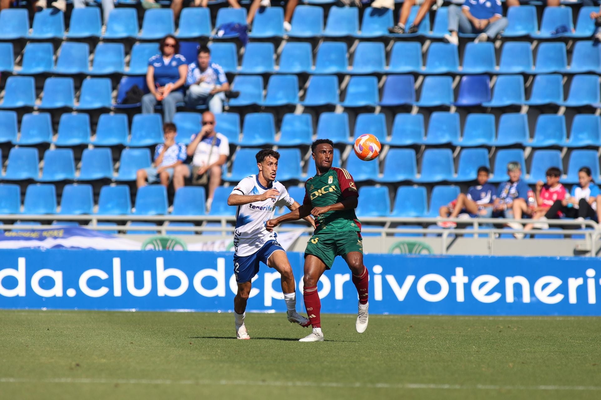 Las mejores imágenes del Tenerife - Real Oviedo