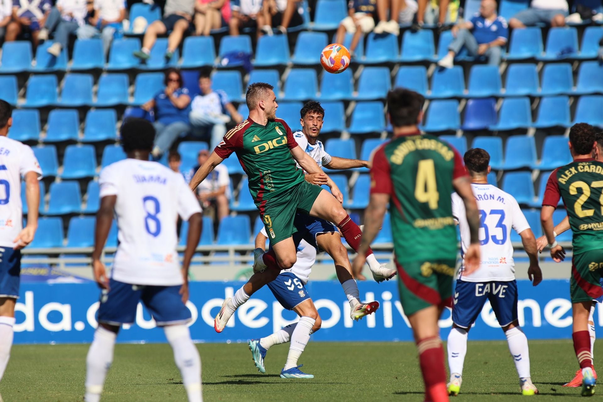 Las mejores imágenes del Tenerife - Real Oviedo