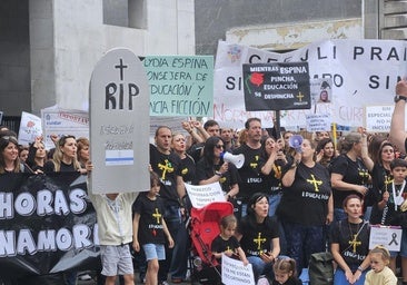 Segundo día de huelga en la educación asturiana: «Vamos en serio», dicen los docentes