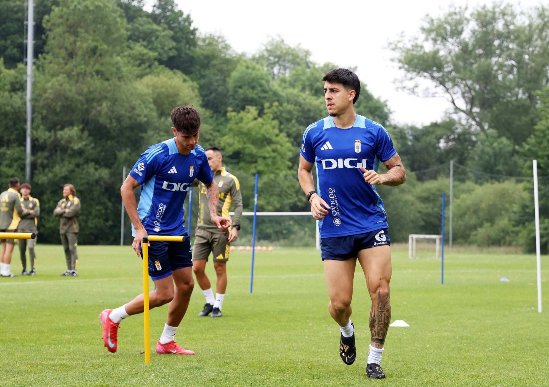 Entrenamiento del Real Oviedo de cara al partido ante el Deportivo