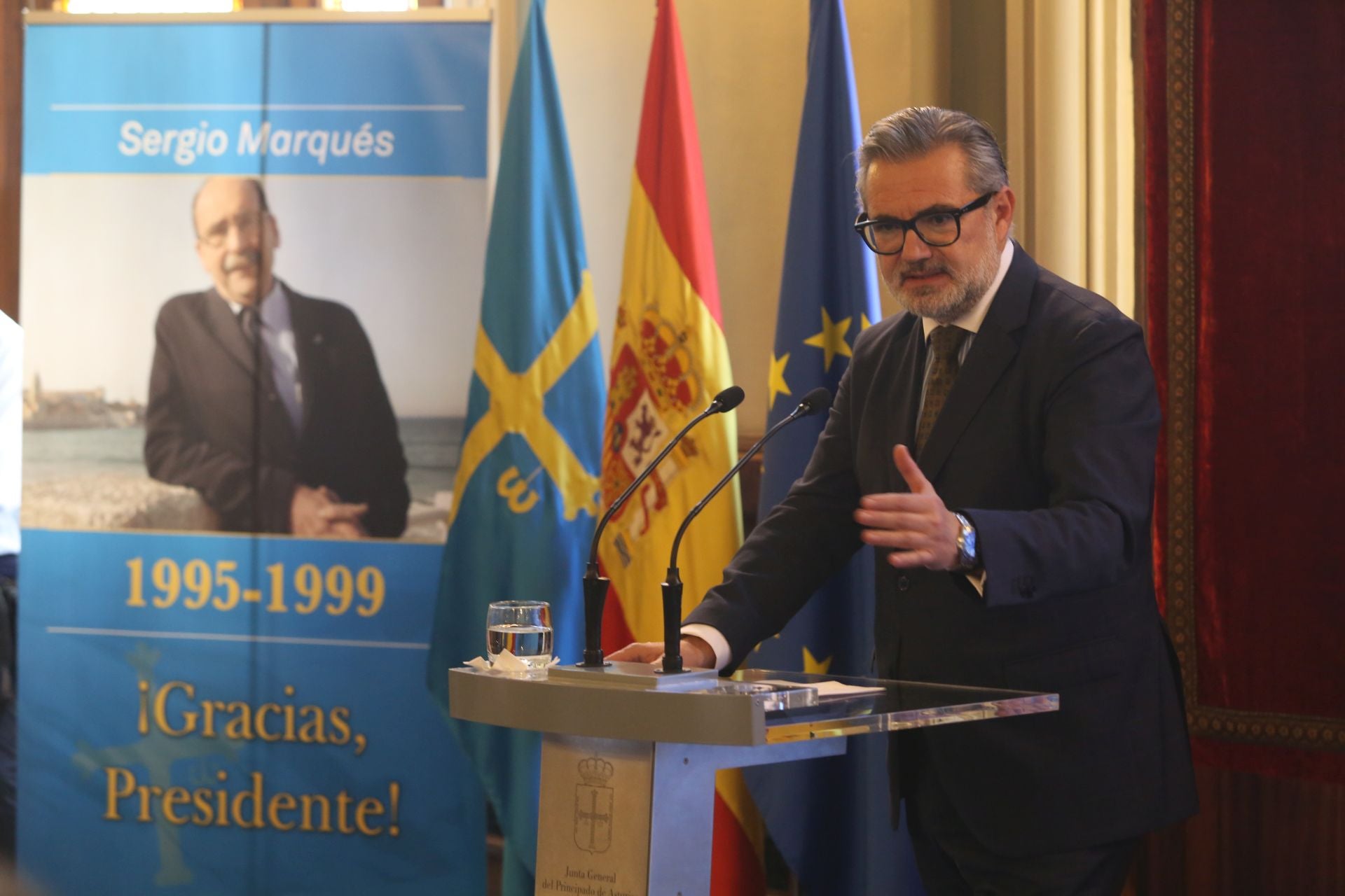 Asturias recuerda a Sergio Marqués, «un político honrado y un luchador tenaz»
