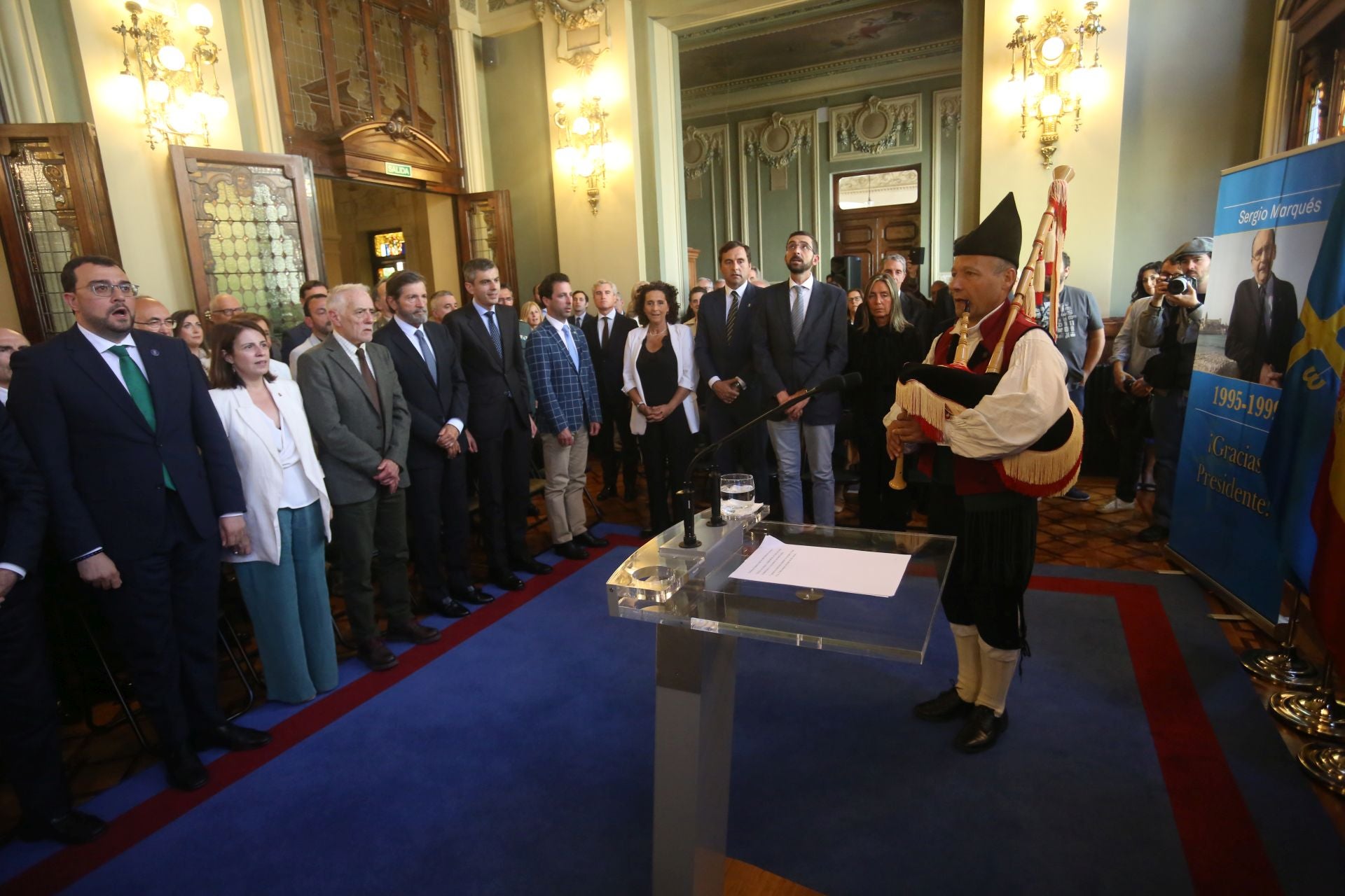 Asturias recuerda a Sergio Marqués, «un político honrado y un luchador tenaz»