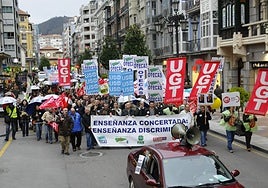 Manifestación de la enseñanza concertada en 2010.