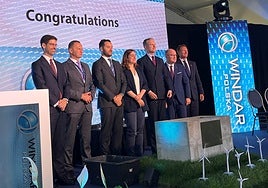 Instalación de la primera piedra de la nueva planta eólica marina de Windar en Polonia.