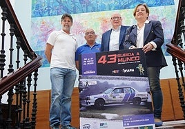 Ana Nosti, junto a Emilio Carrasco, Tino Pérez y Vital Valle.