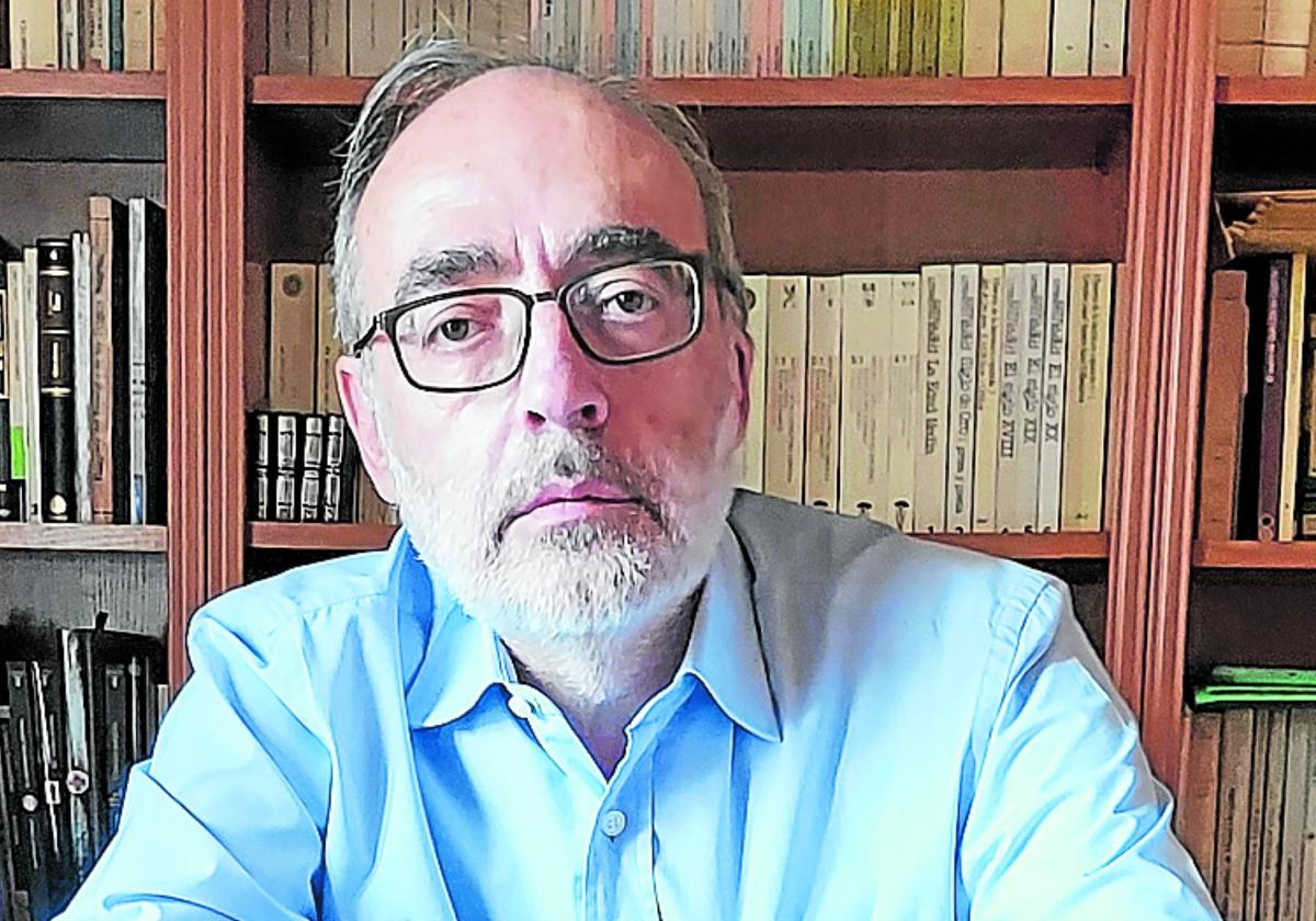 El escritor Pedro López Lara.
