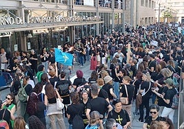Tercera jornada de protestas de los docentes asturianos en Oviedo.