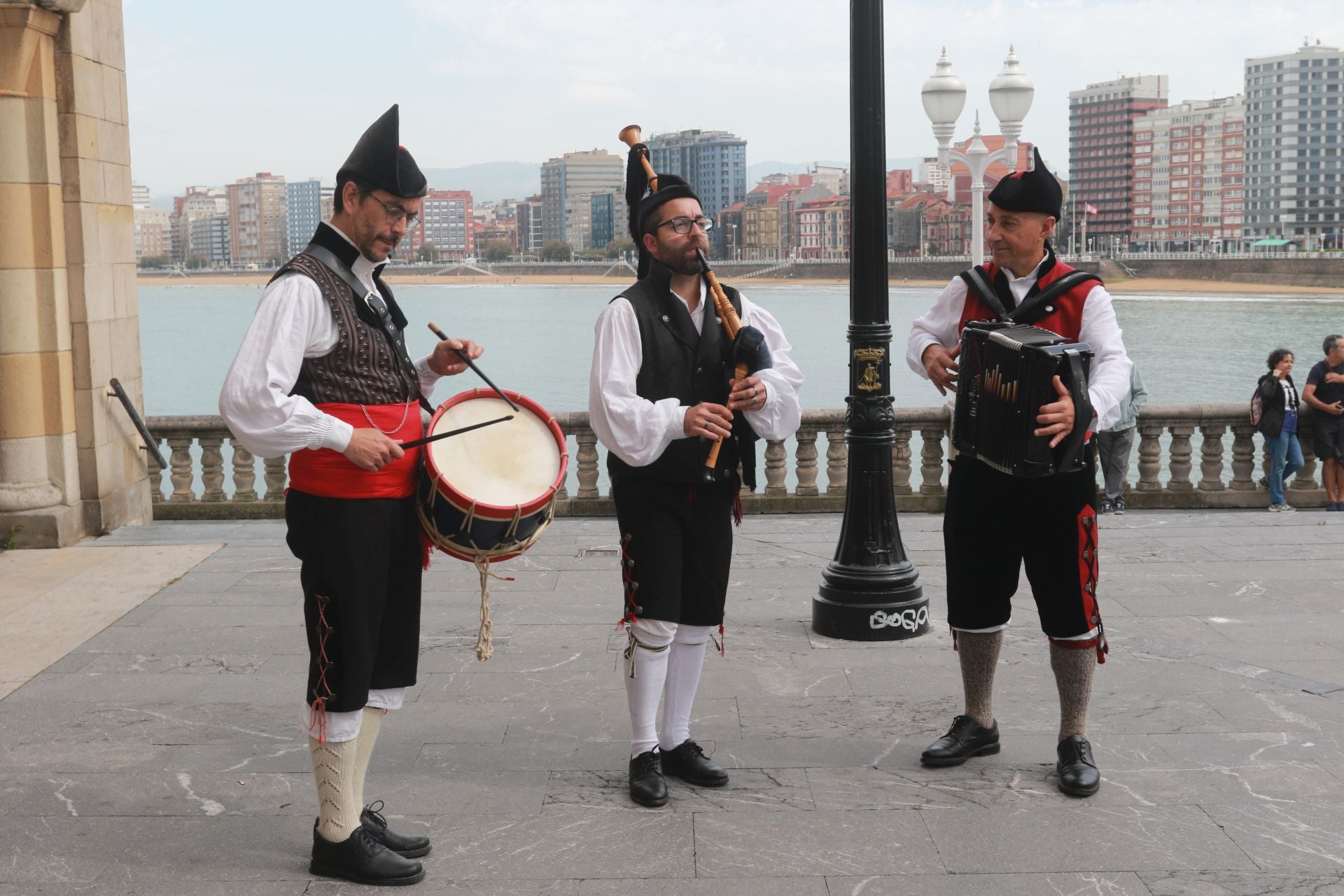 La boda en Gijón que unió dos culturas