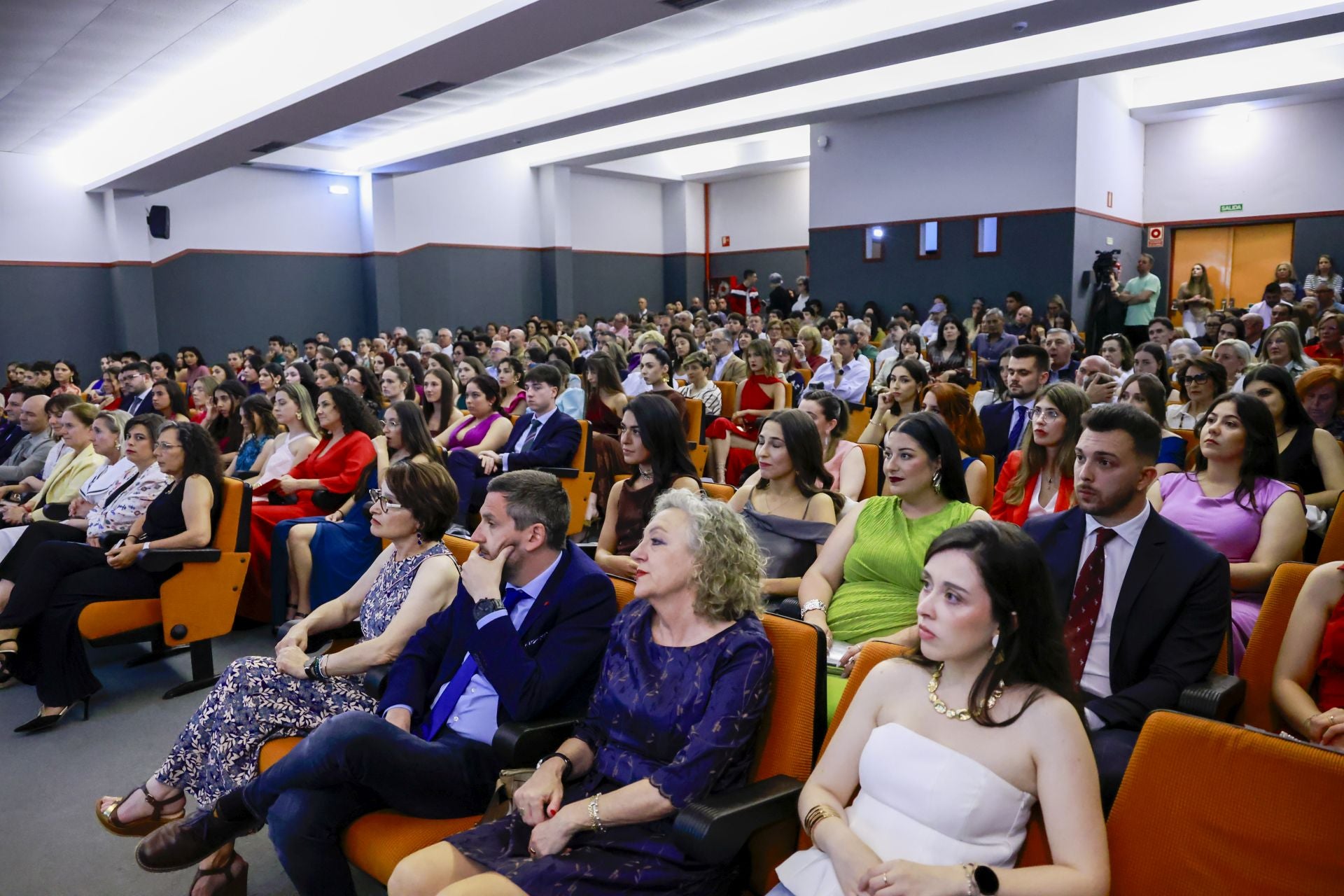 Graduación en la Facultad de Enfermería de Gijón