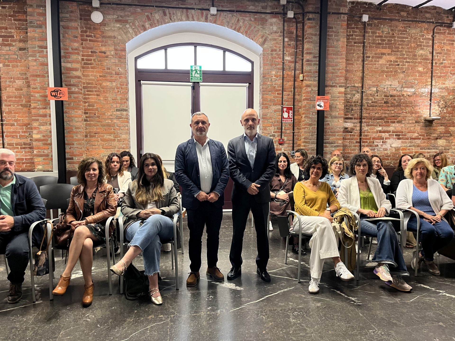 Así es el proyecto que luchará contra la soledad no deseada en el barrio de La Calzada, en Gijón