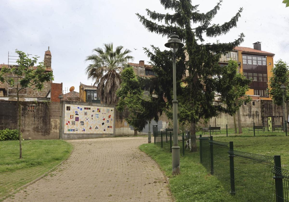 Uno de los proyectos que se financia con el nuevo crédito es la unión del parque de Luz Casanova con la plaza de El Carbayo en Sabugo.