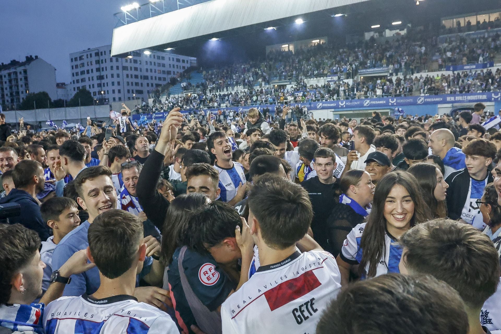 Las mejores imágenes del Real Avilés-Rayo Majadahonda: jugadas y búscate