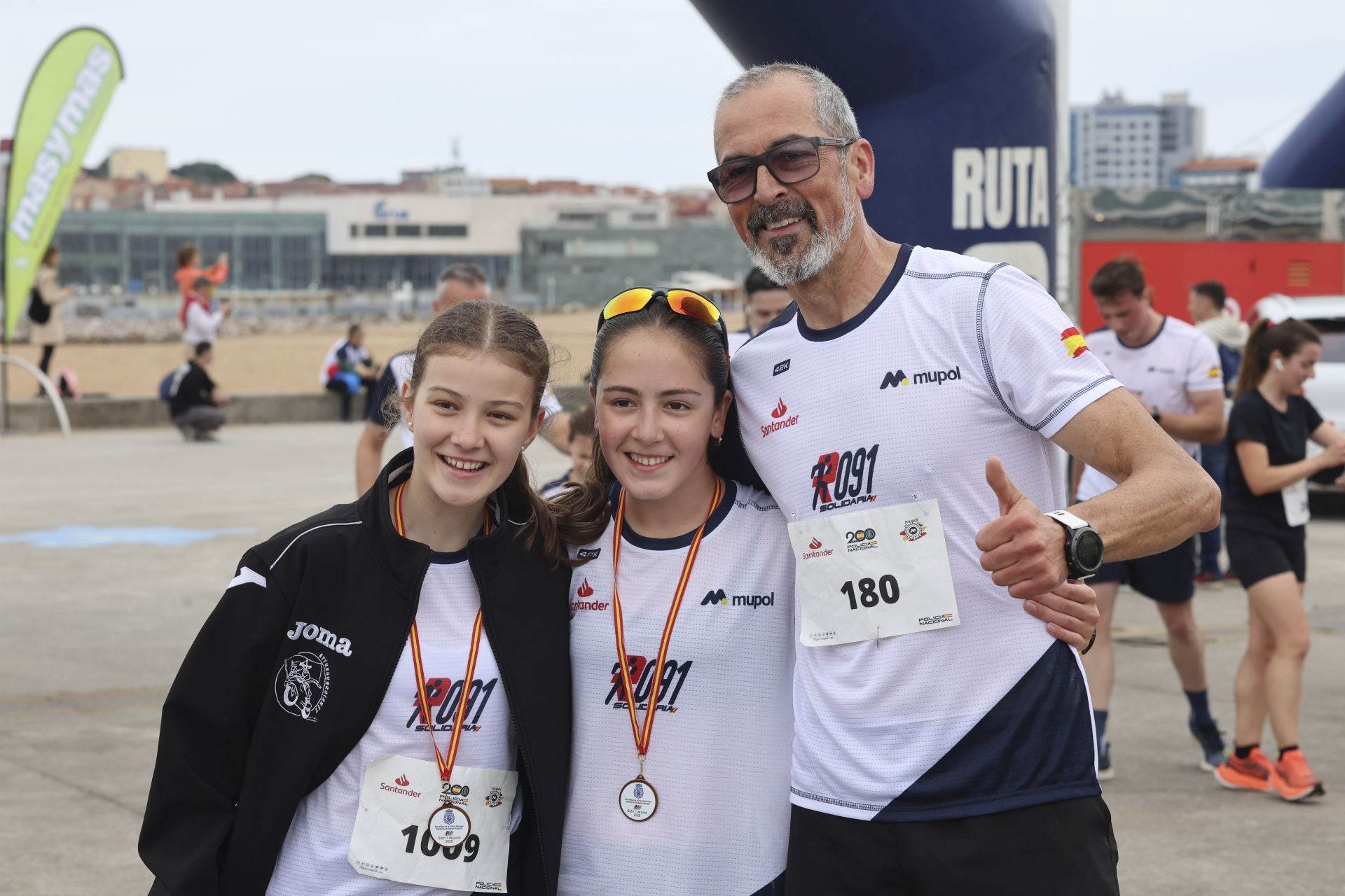 Fotos: Carrera Solidaria Ruta 091 Gijón 2025