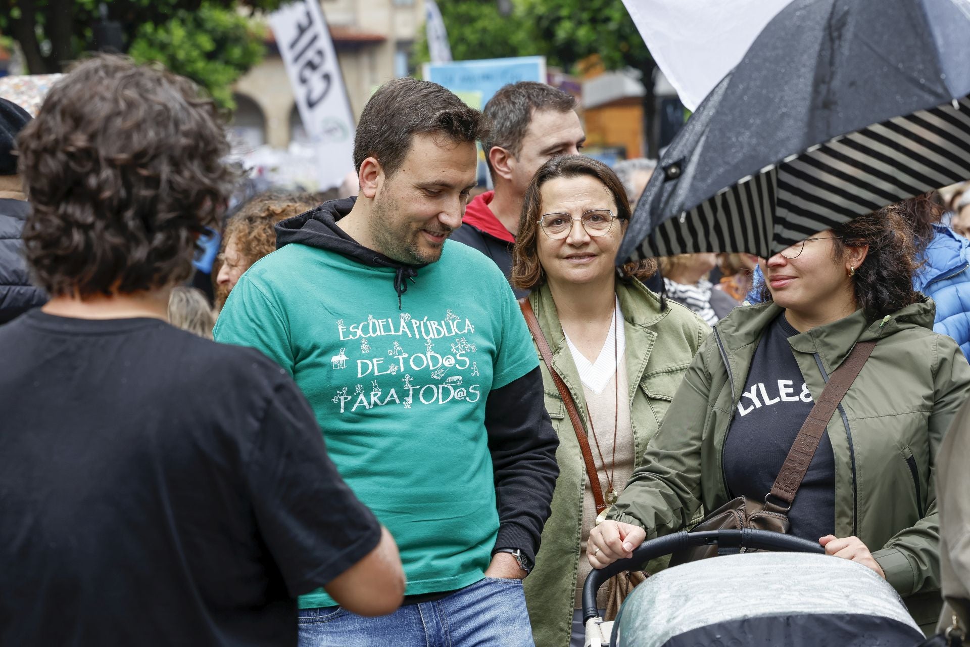 «Basta ya de precariedad»: Asturias clama por una educación pública de calidad
