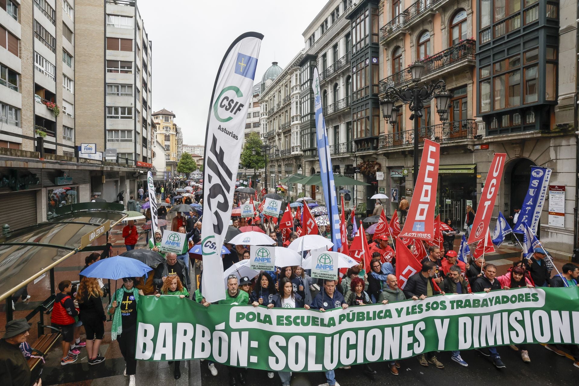 «Basta ya de precariedad»: Asturias clama por una educación pública de calidad
