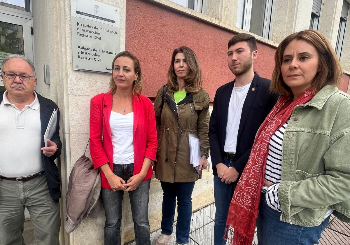 Los ediles de IU de Noreña denuncian al alcalde de Bimenes por acoso