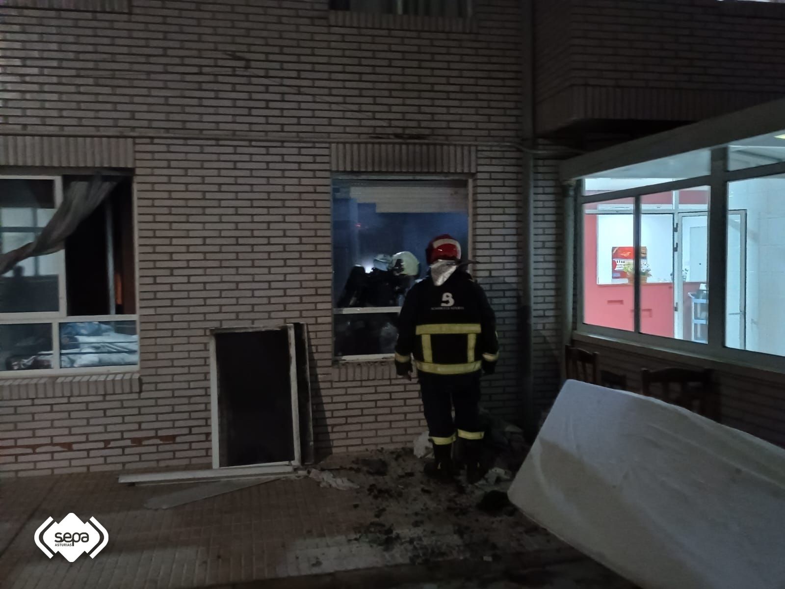 Así quedó la residencia geriátrica de Siero tras el incendio que dejó un herido grave