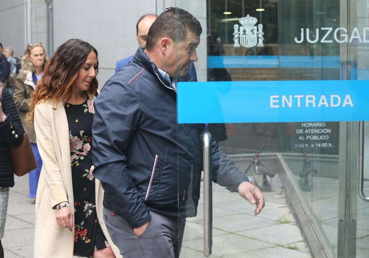 Ignacio Cifuentes y Pilar Huerta, exdirigentes del PP y la FSA, reconocen haber agredido a dos Guardias Civiles