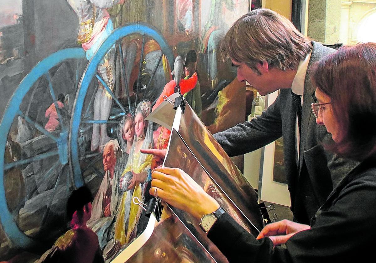 El gijonés con el Museo del Prado en sus manos