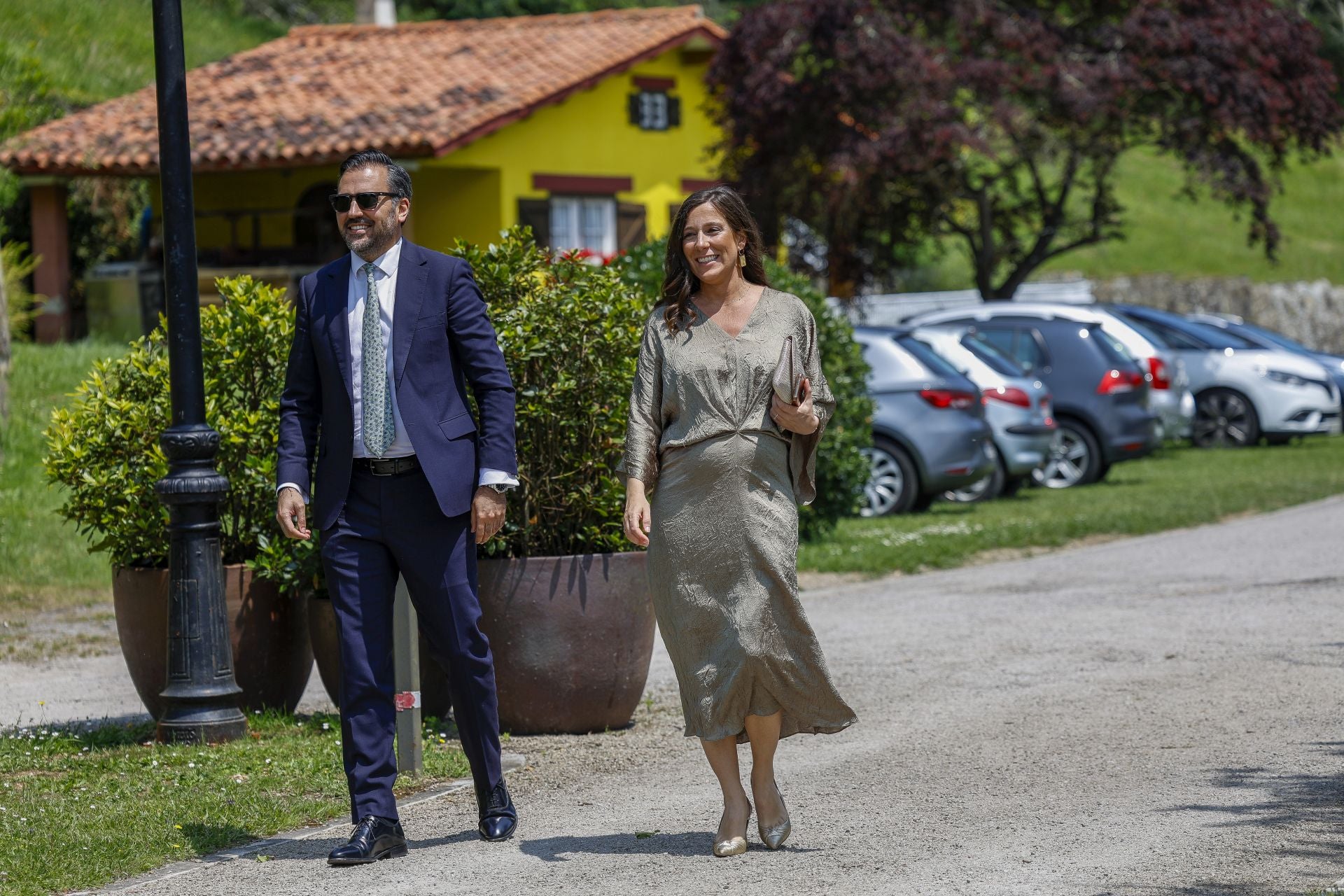 Una boda celebrada en Gijón y dos enamorados de la ciudad