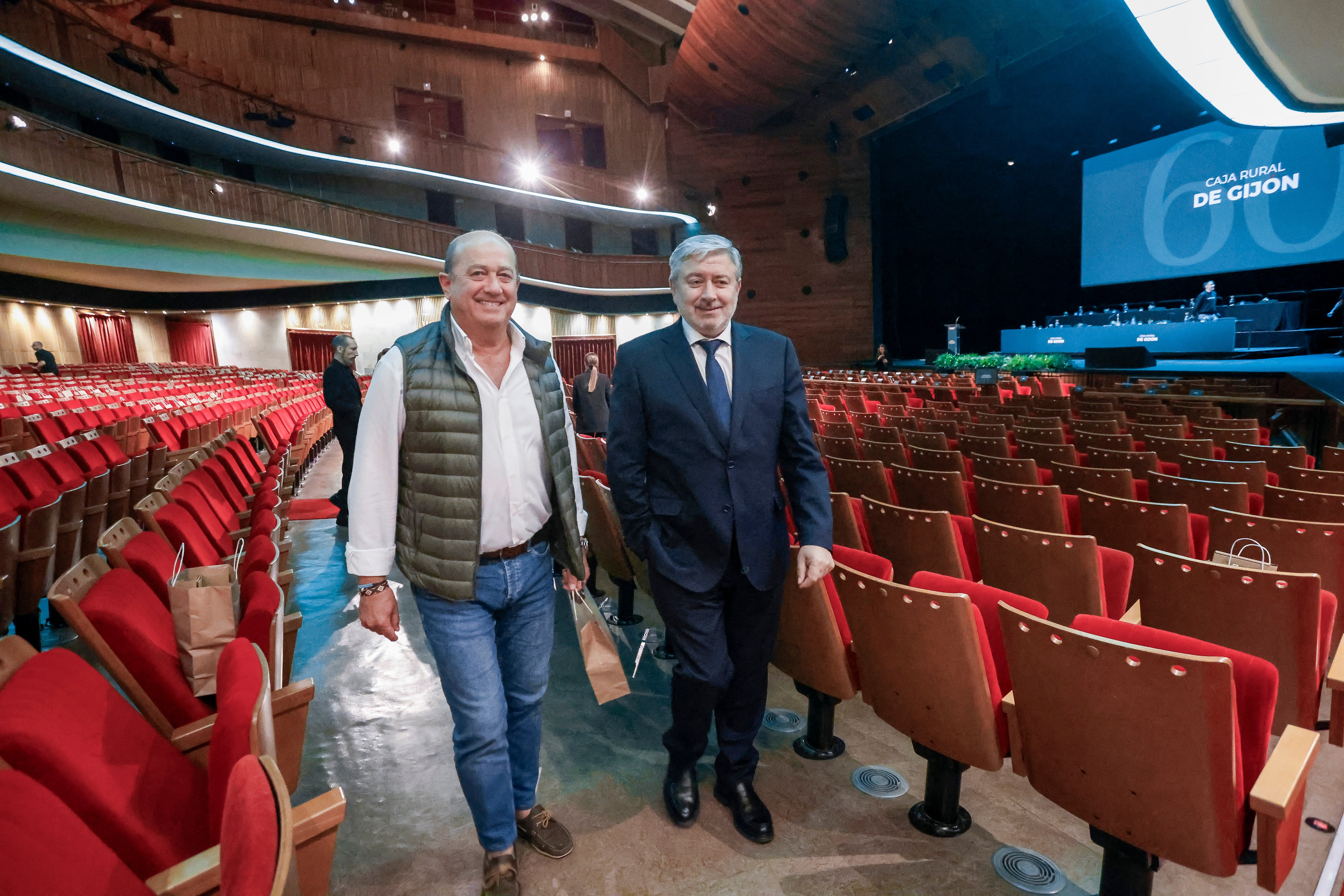 Caja Rural de Gijón celebra su 60 aniversario: las imágenes de la jornada