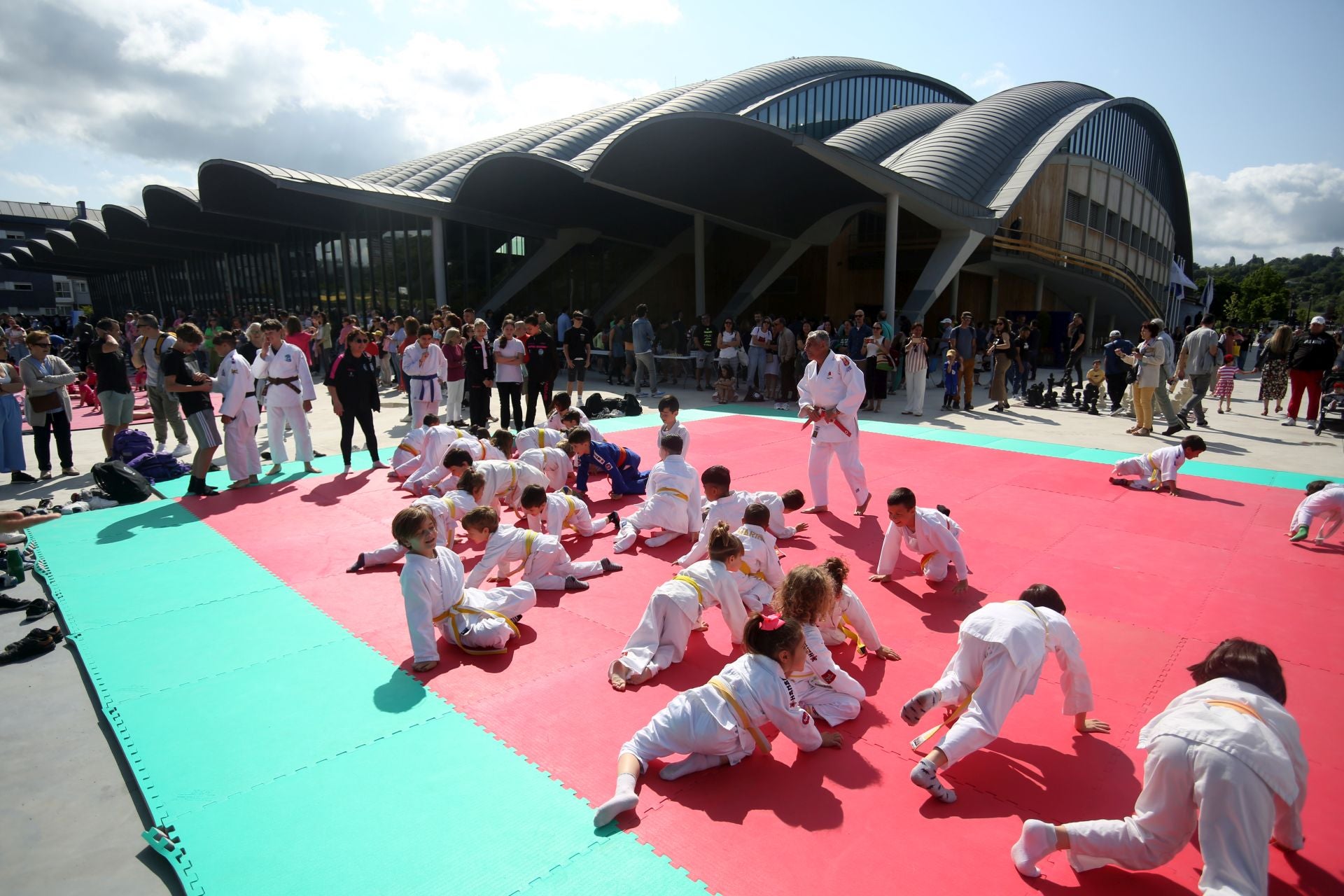 El Palacio de los Deportes de Oviedo, al descubierto: así fue la jornada de puertas abiertas